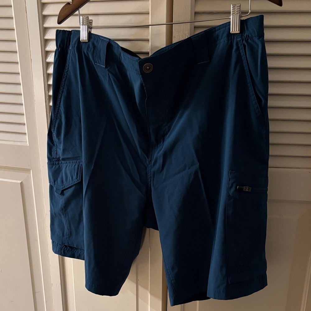 Gerry Weber Woven Stretch Navy Cargo Shorts Outdoors Hiking Durable Size 38